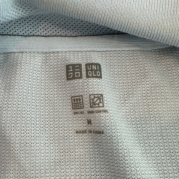 Uniqlo Men’s Polo Light Blue Sz. M - Picture 2 of 4